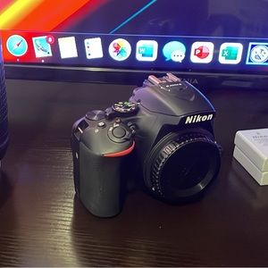 Nikon d5600